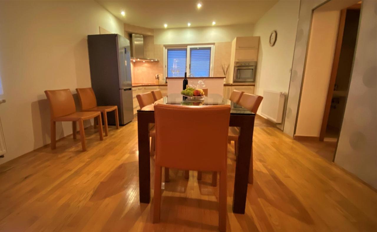 Trogir Center Exclusive Seaview Apartment For 4 المظهر الخارجي الصورة