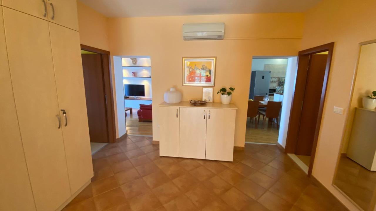 Trogir Center Exclusive Seaview Apartment For 4 المظهر الخارجي الصورة